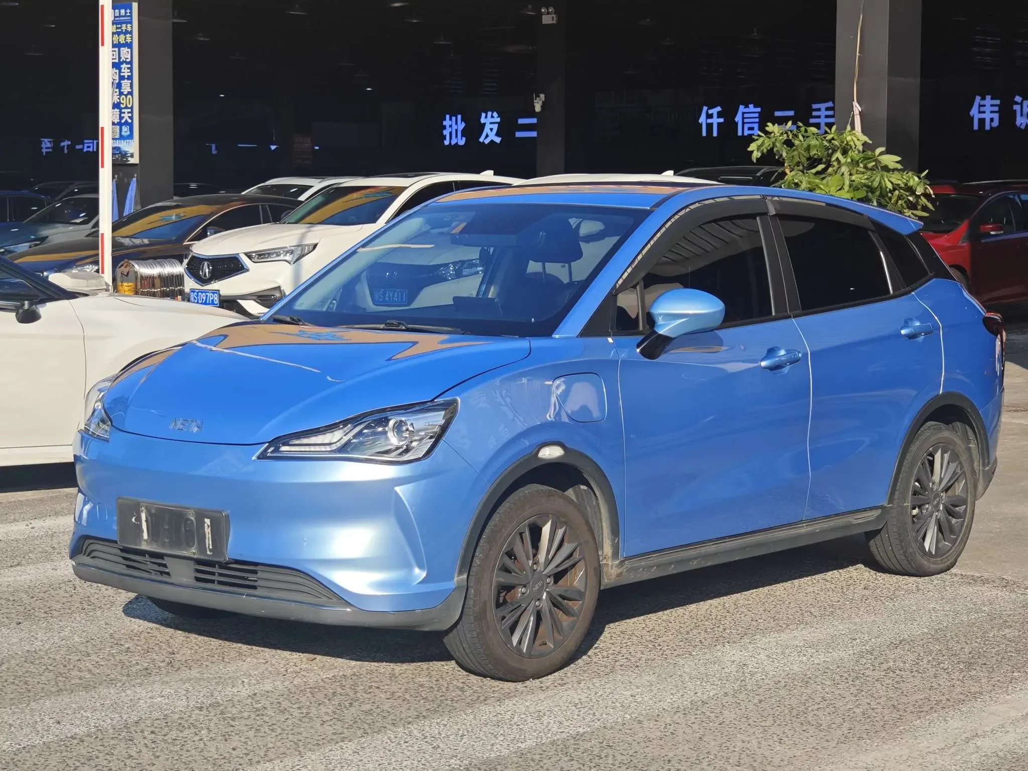 Hozon Neta V 2022