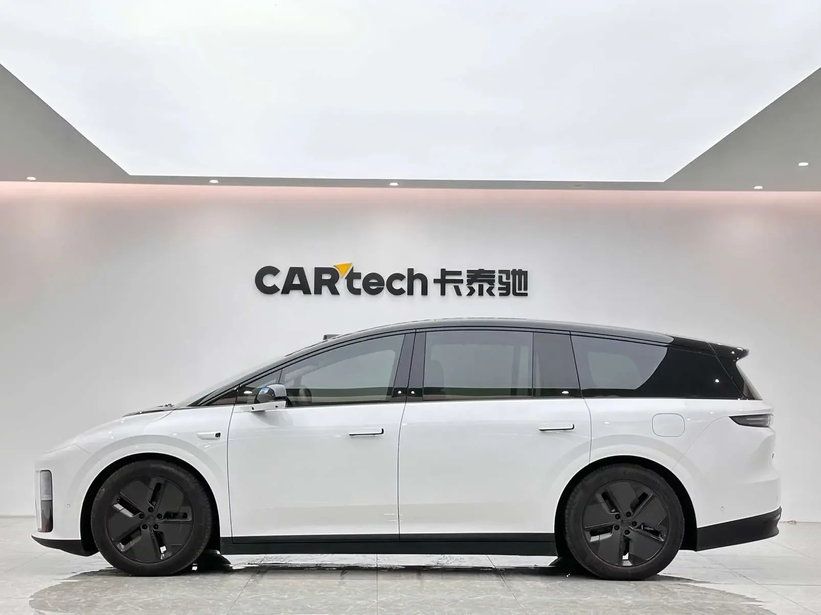 Li Ideal i8