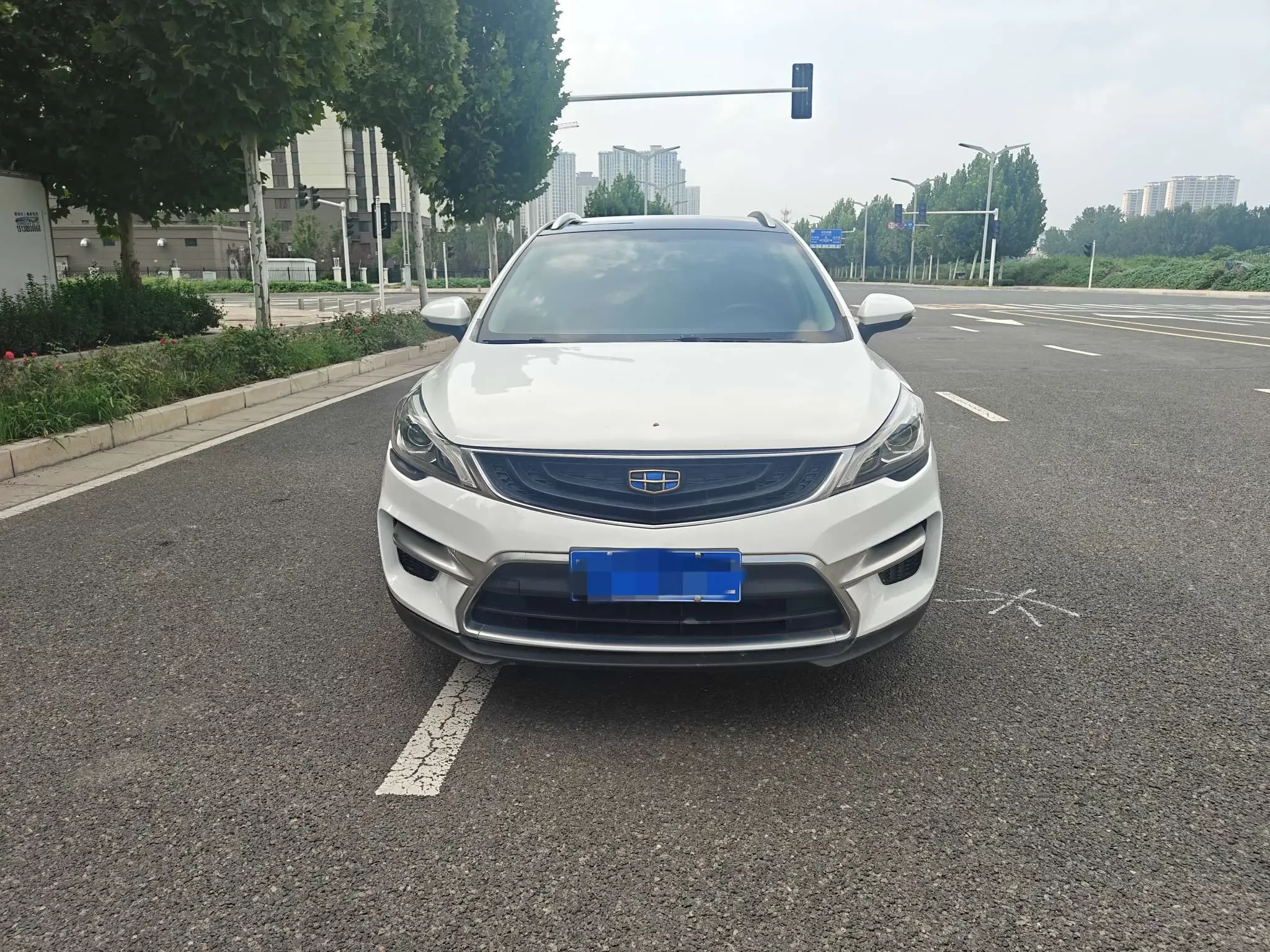 Geely Emgrand GS