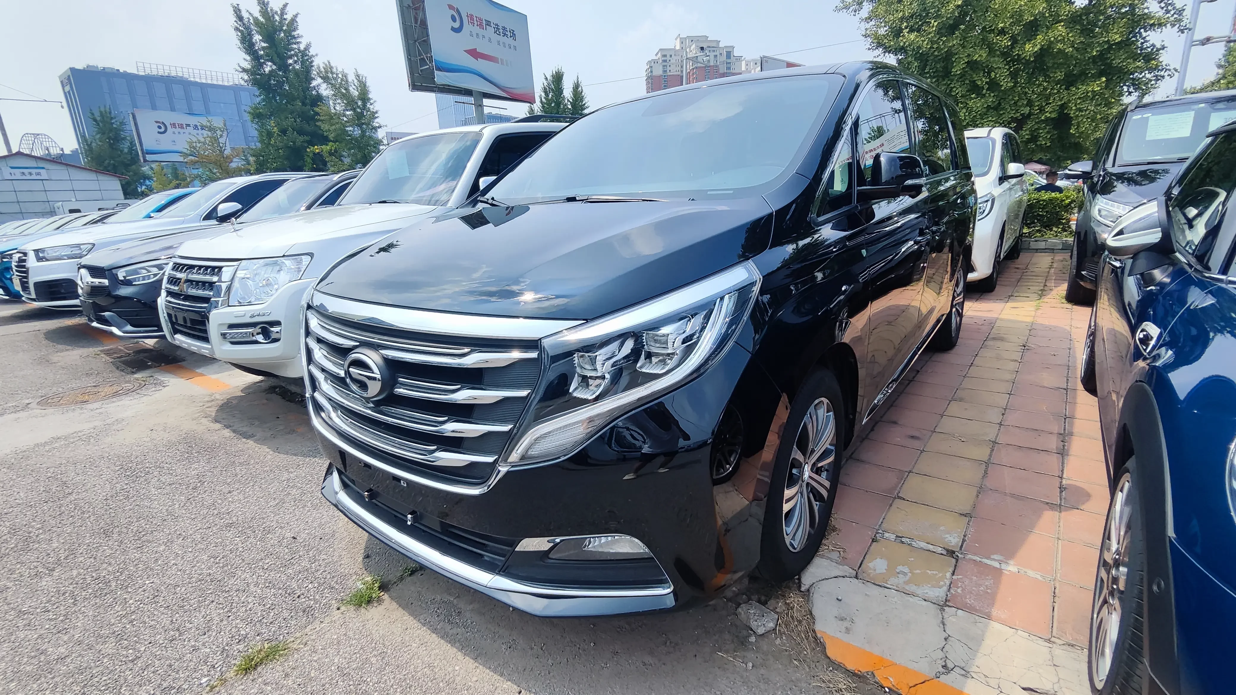 GAC Trumpchi M8