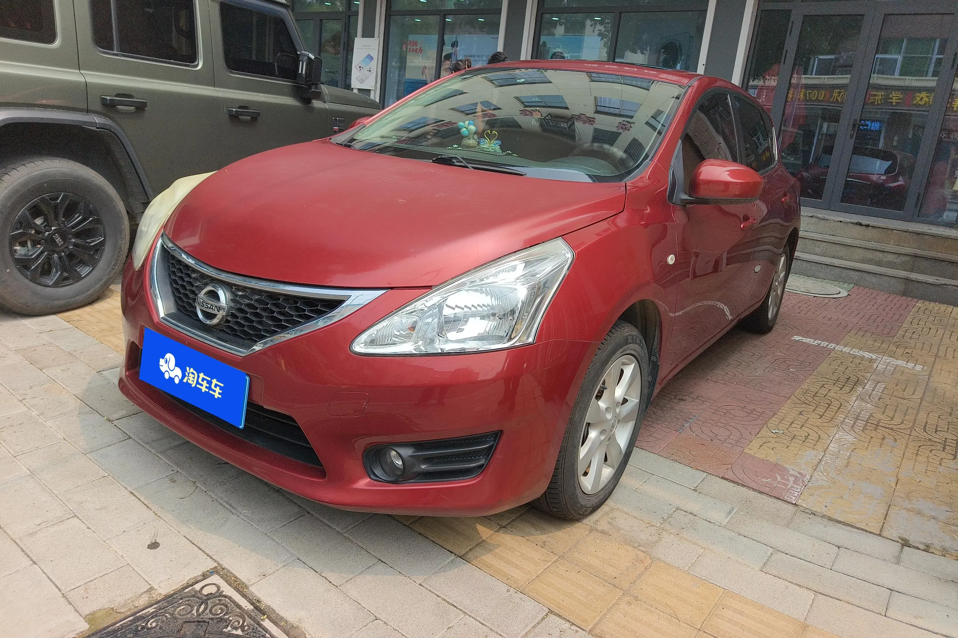Nissan Tiida 2014