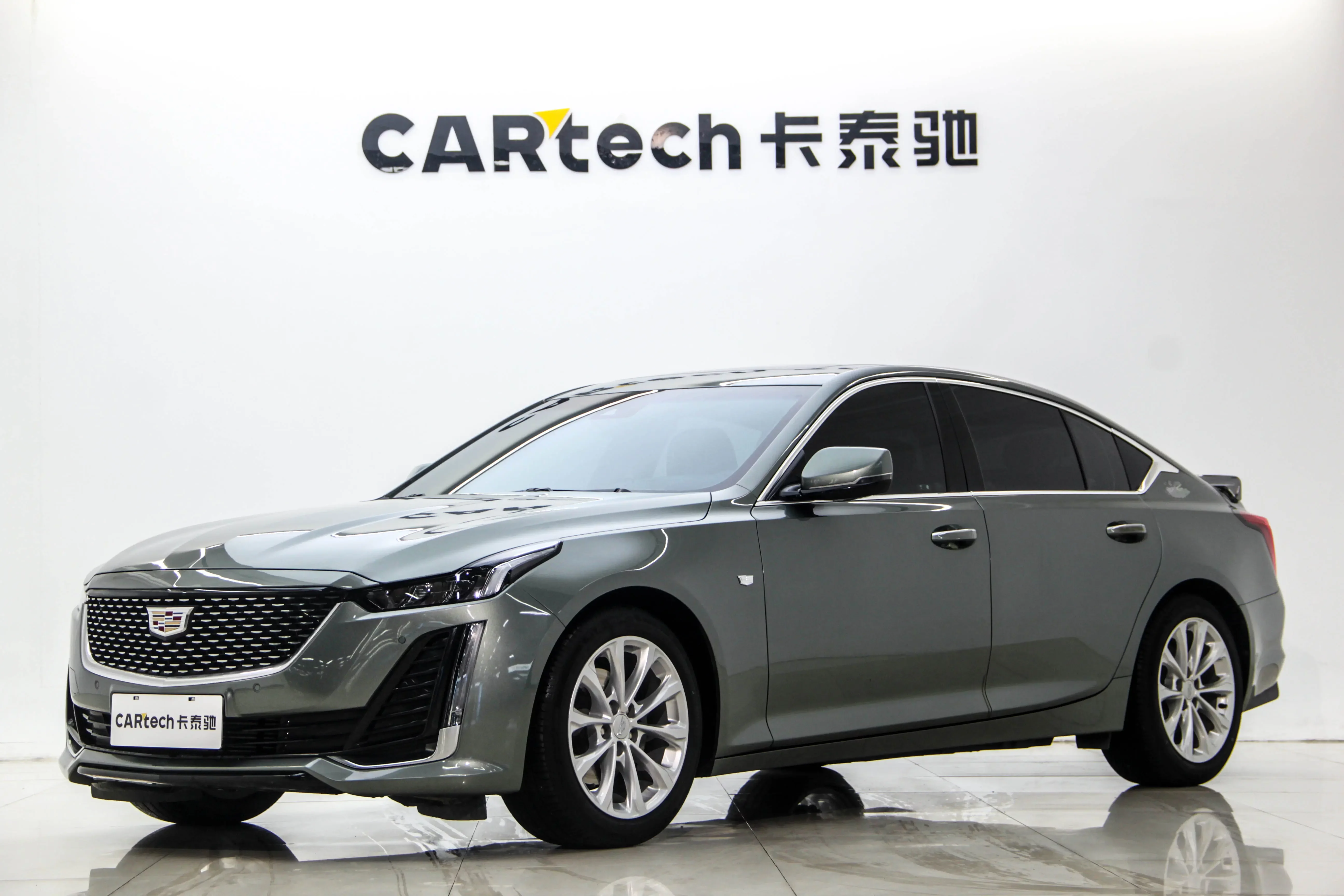 Cadillac CT5 2024