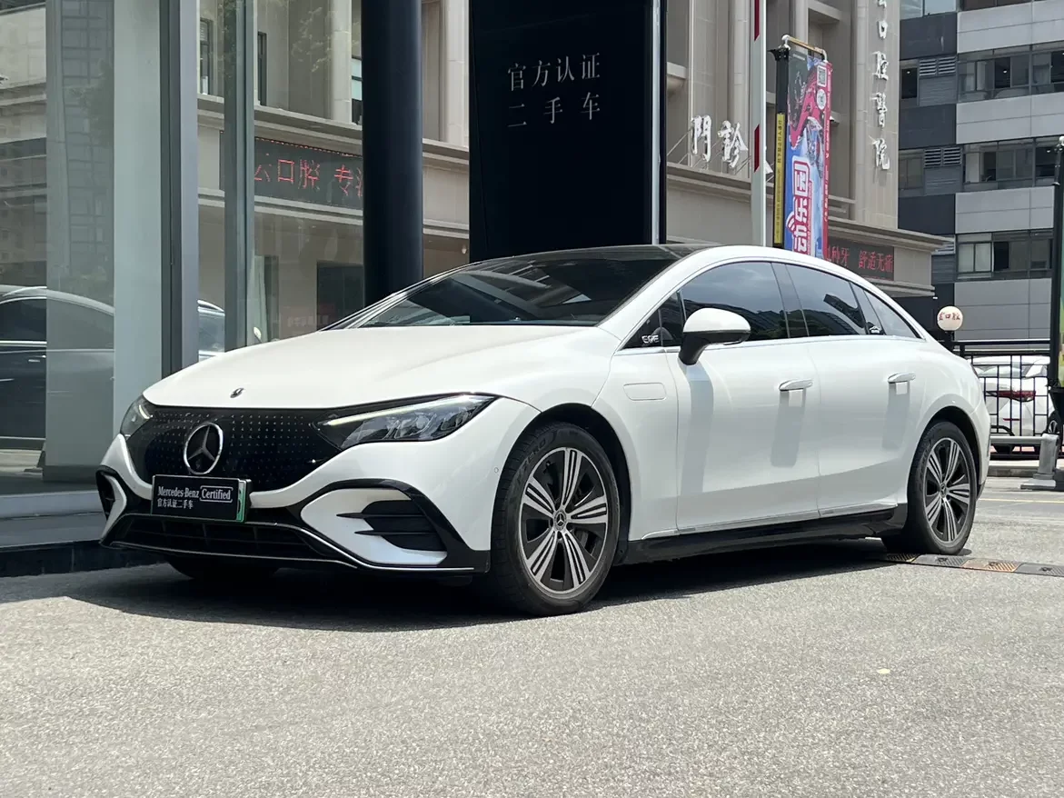 Mercedes-Benz EQE