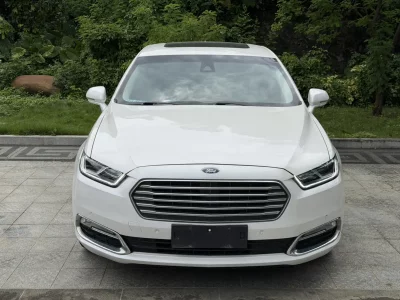 Ford Taurus