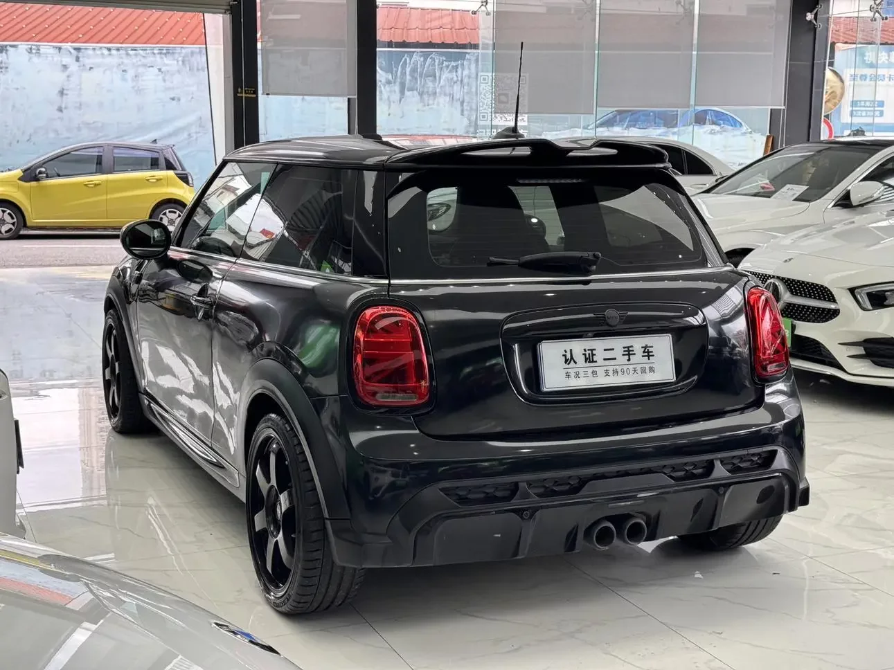 MINI MINI