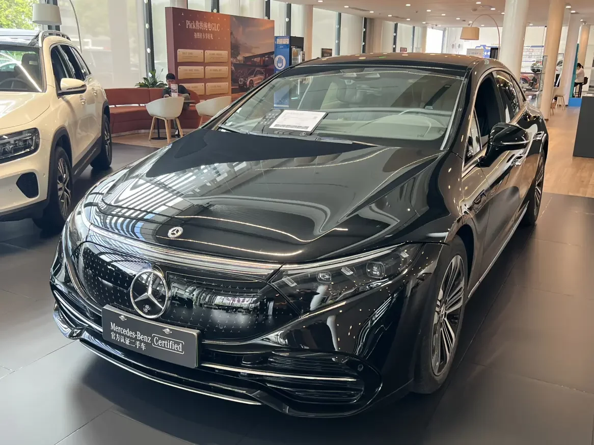 Mercedes-Benz EQS