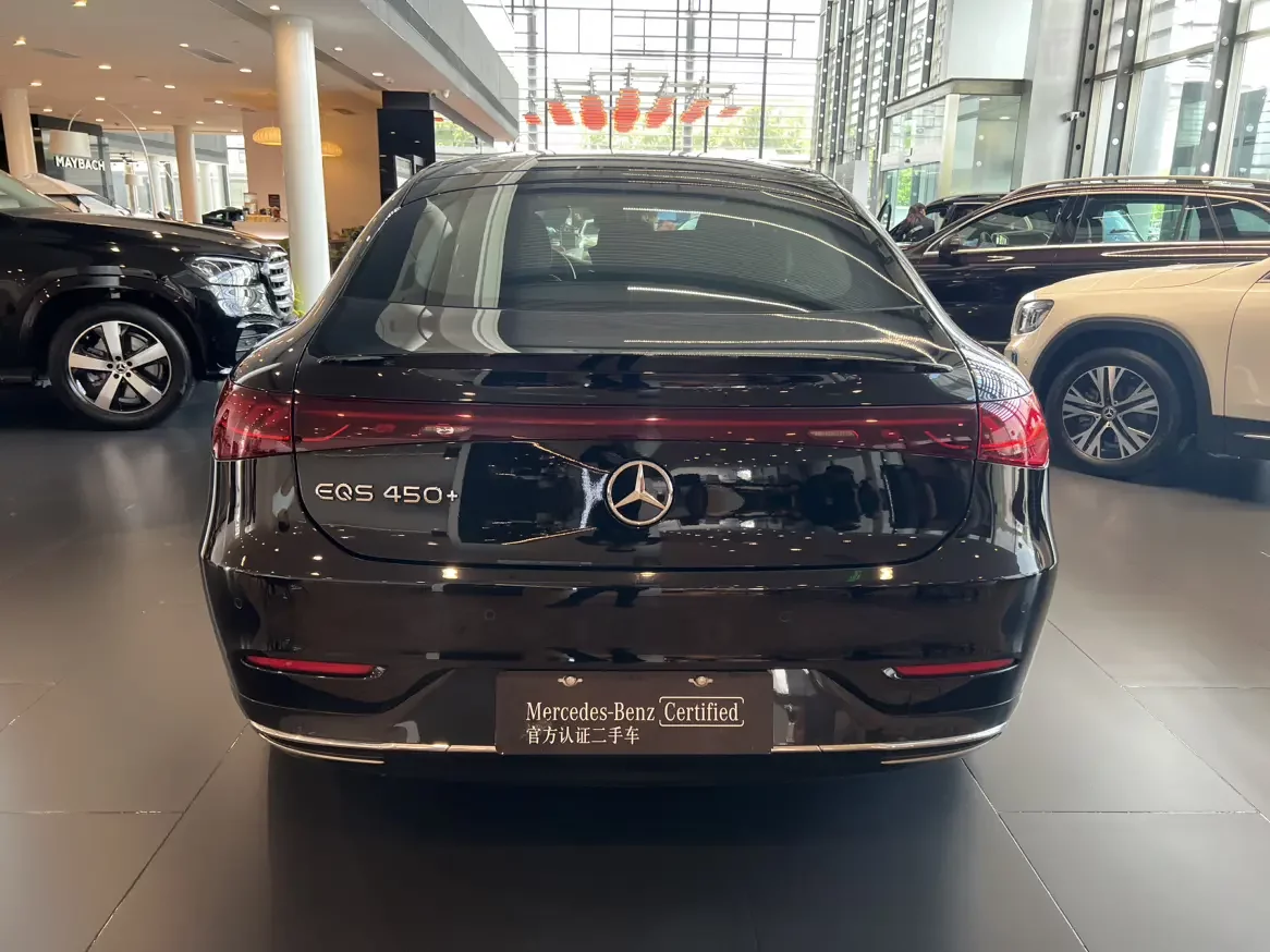Mercedes-Benz EQS