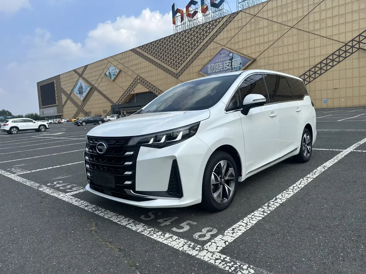 GAC Trumpchi M6