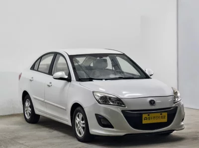 Changan Yuexiang V5