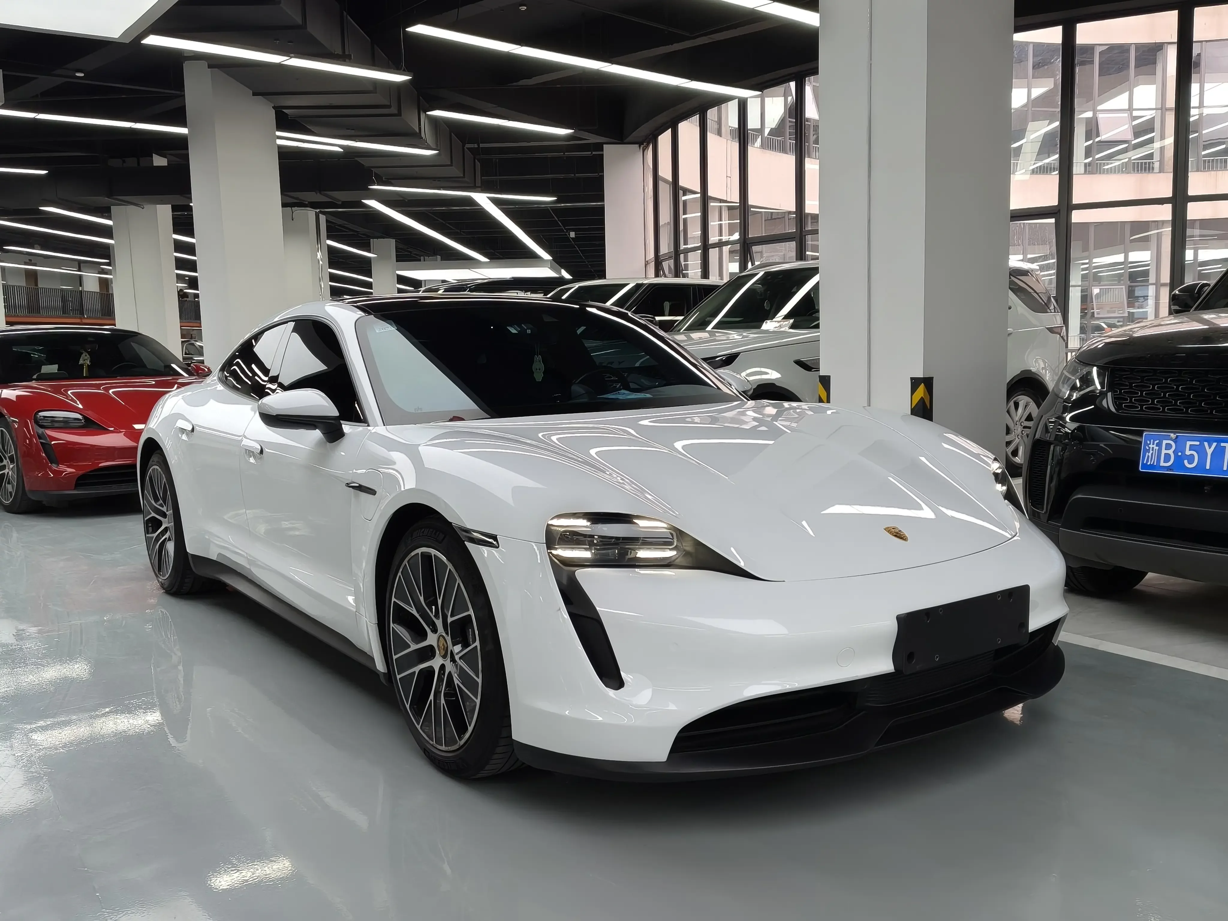 Porsche Taycan