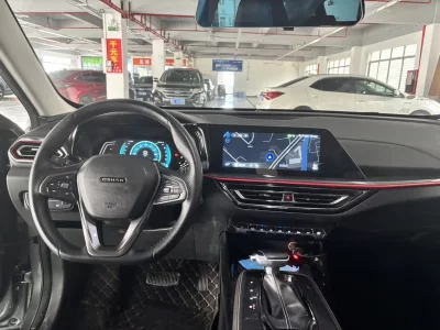 Oshan Changan Auchan X5