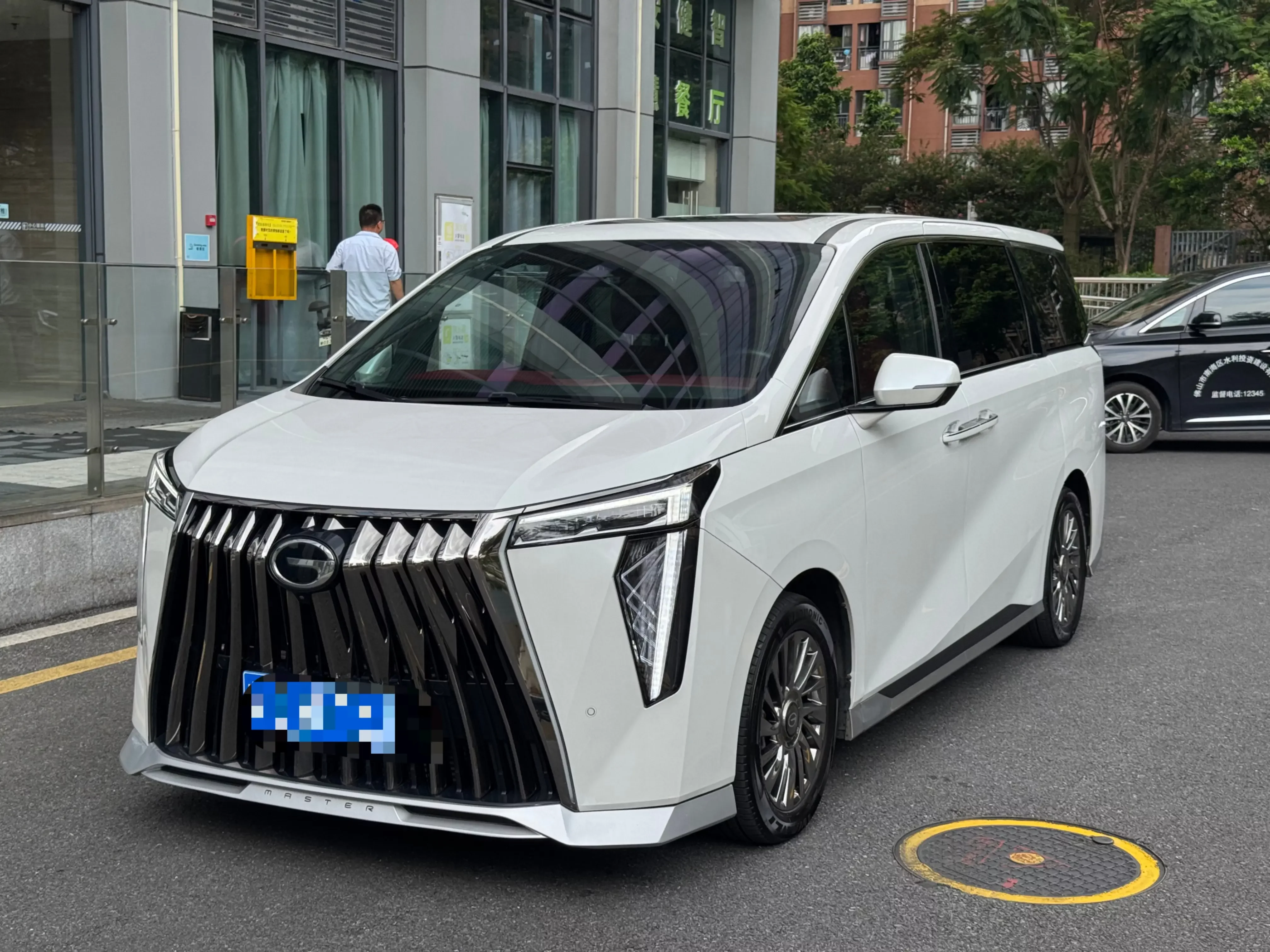 GAC Trumpchi M8