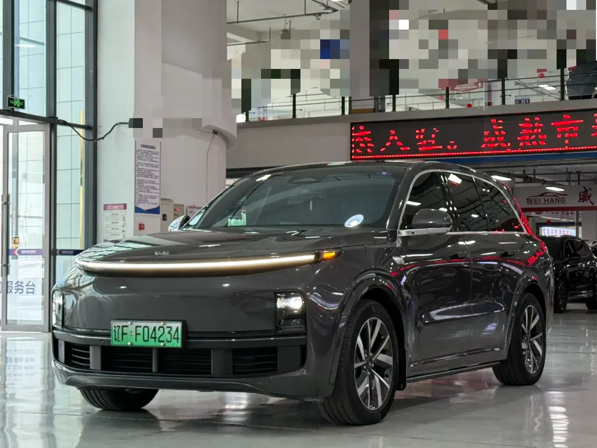 Lixiang L8 2023