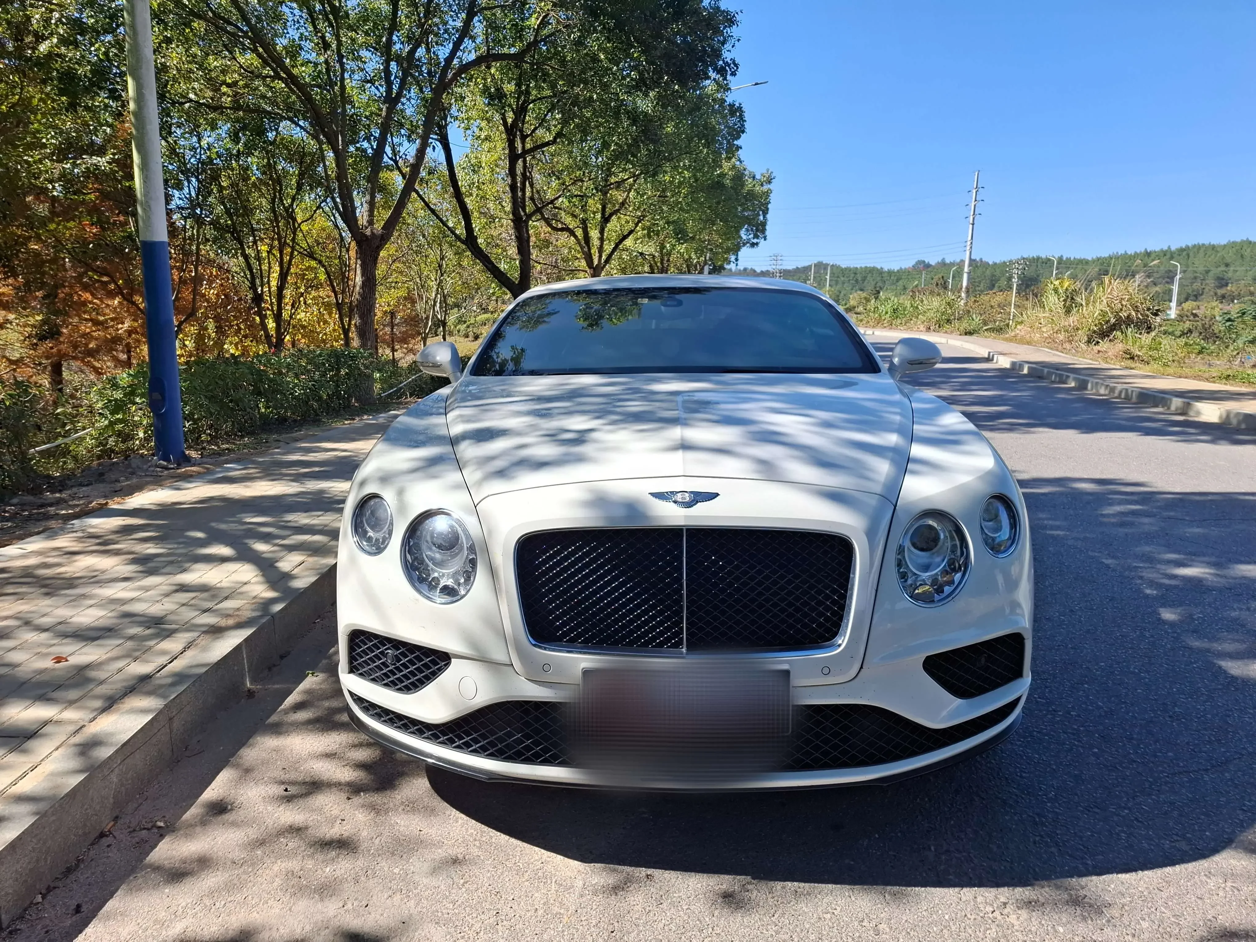Bentley Continental  из Китая