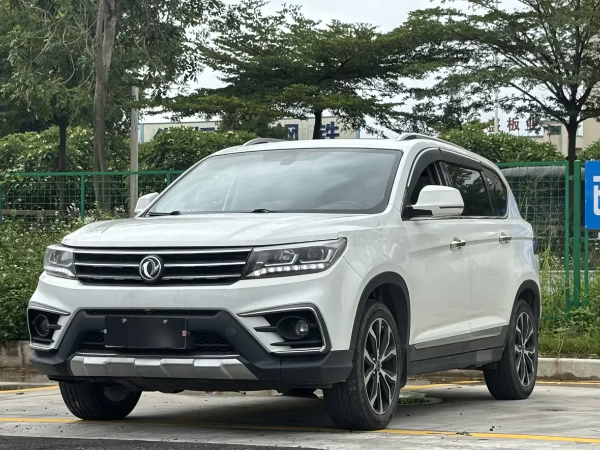 Forthing Jingyi X5  из Китая