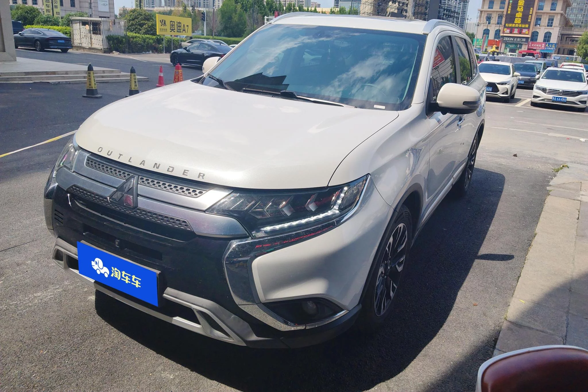 Mitsubishi Outlander 2019