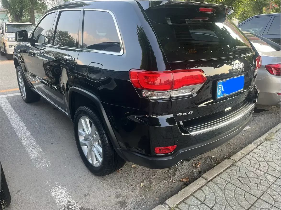 Jeep Grand Cherokee