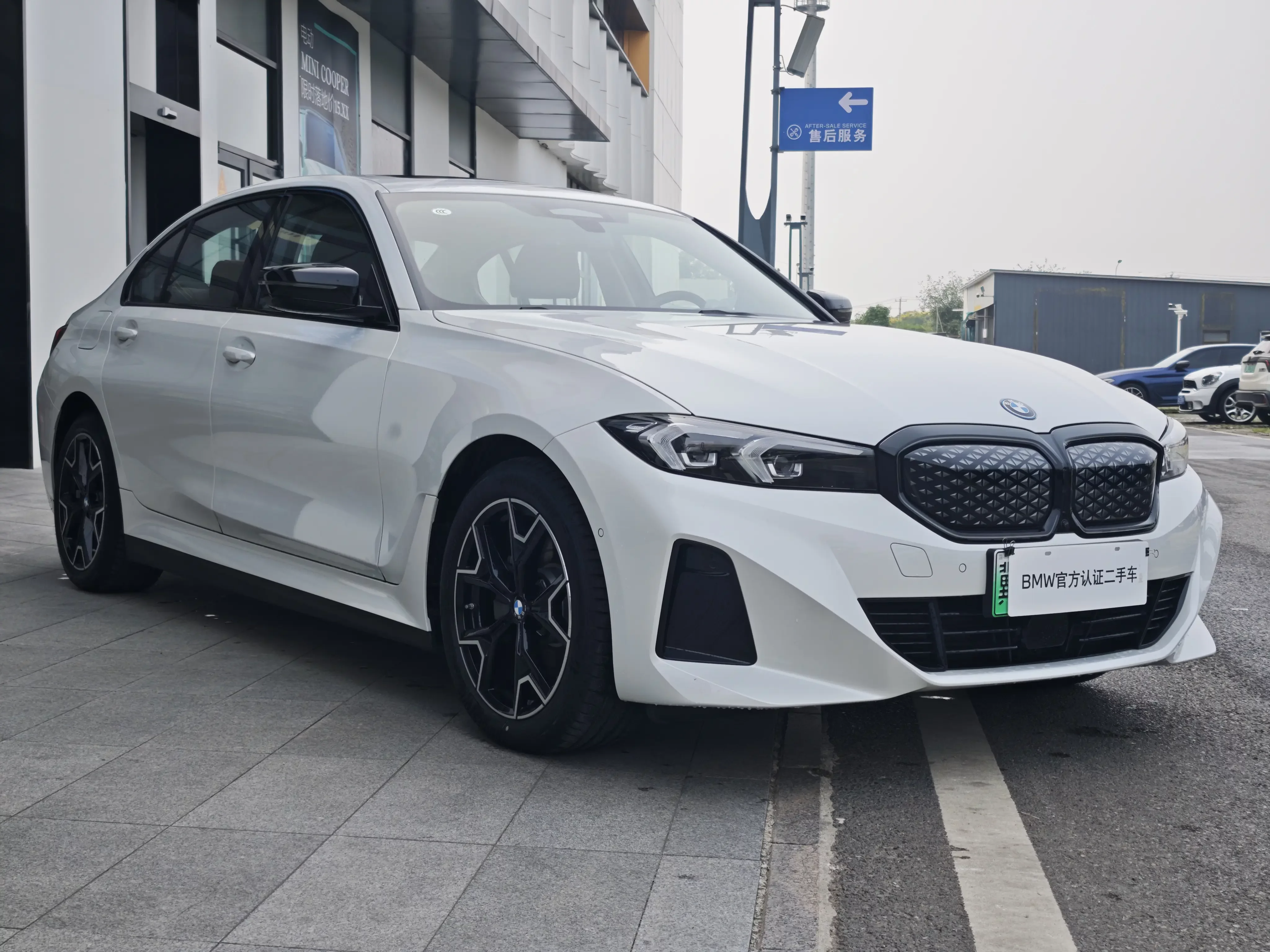 BMW i3