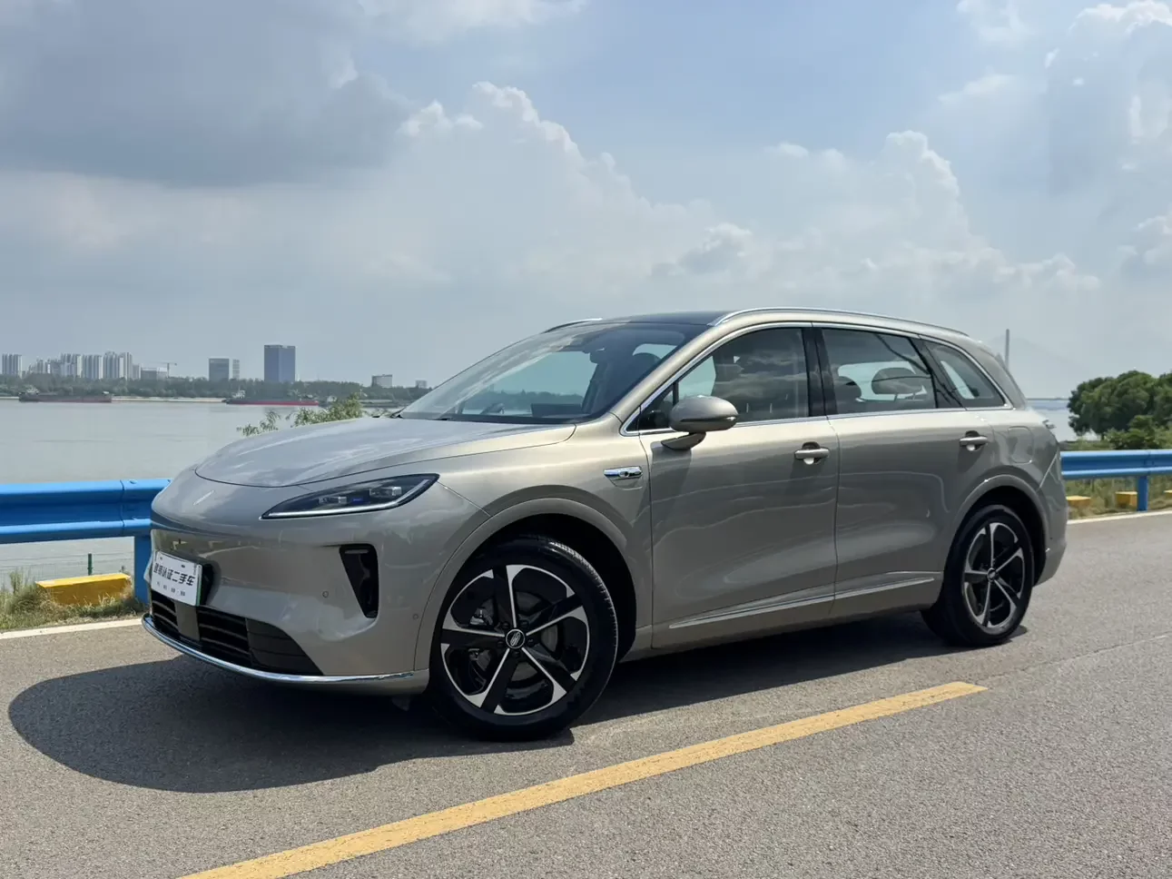 Shangjie H5  из Китая