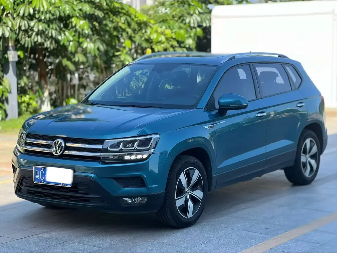 Volkswagen Tharu 2020