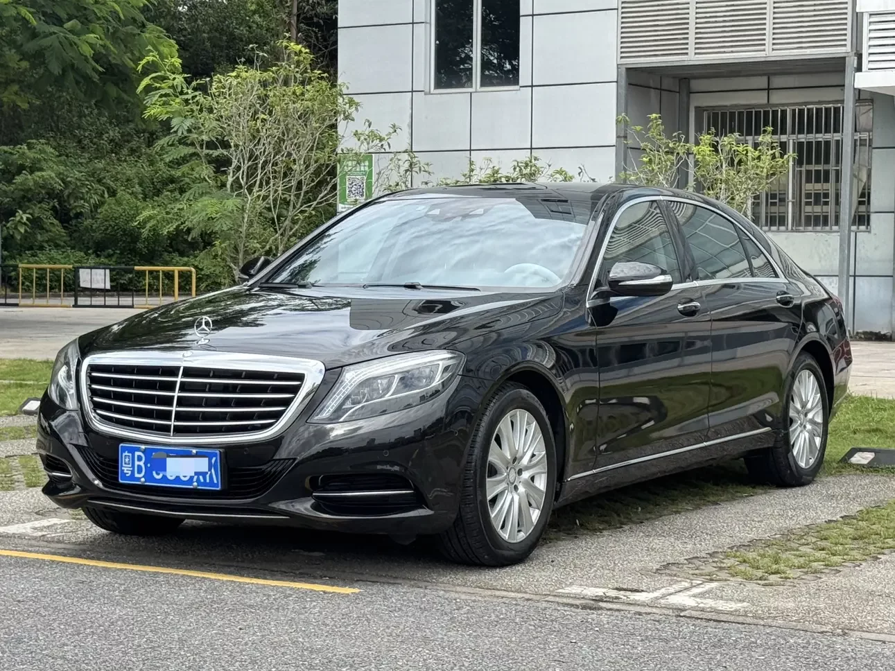 Mercedes-Benz S Class