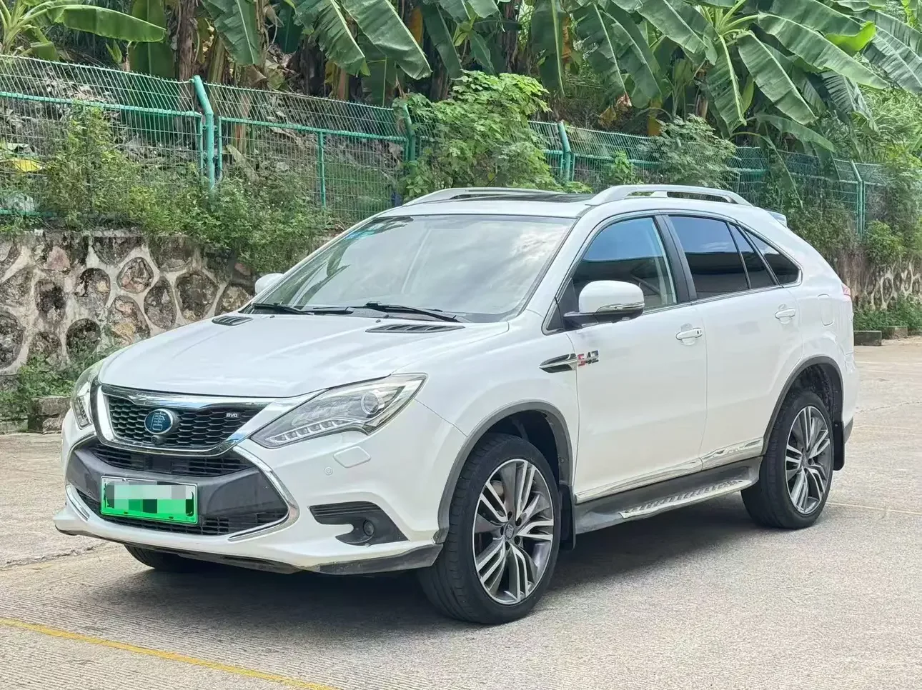 BYD Tang DM