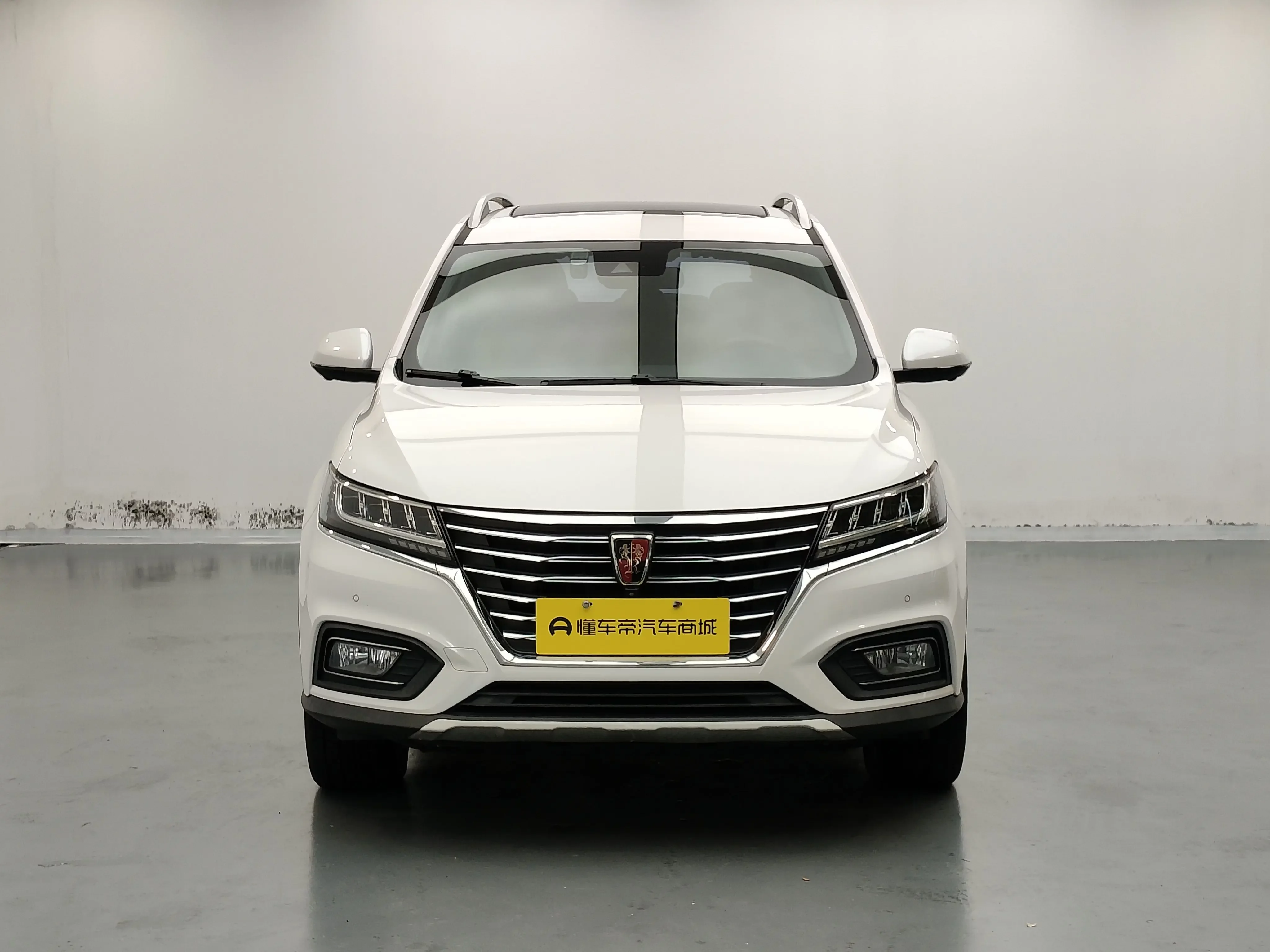 Roewe eRX5  из Китая