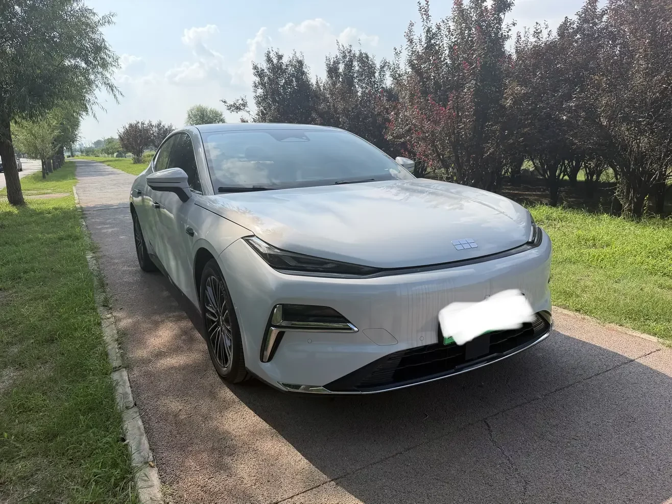 Geely Galaxy Star 8 PHEV
