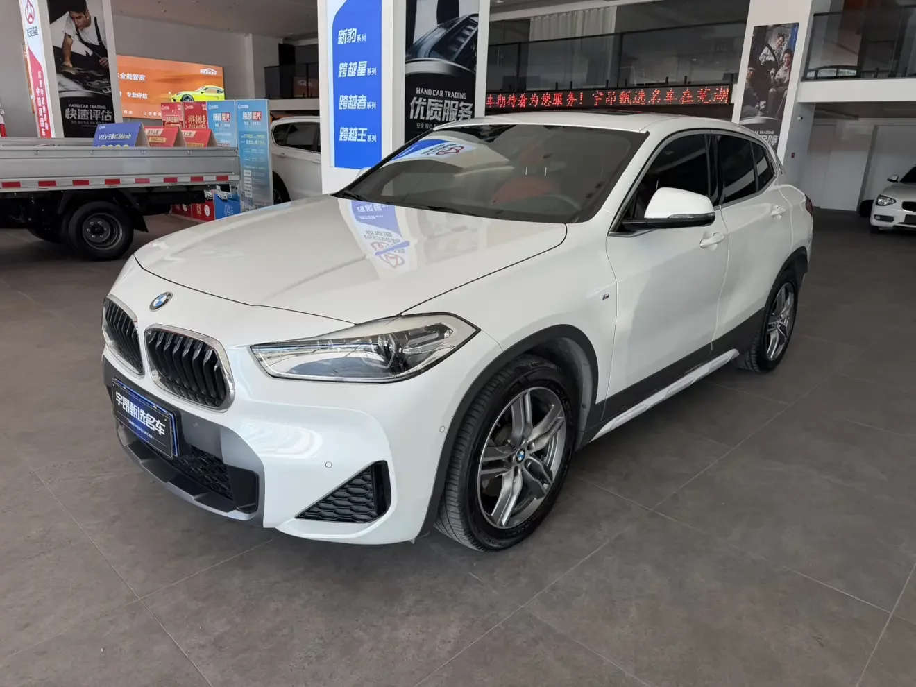 BMW X2