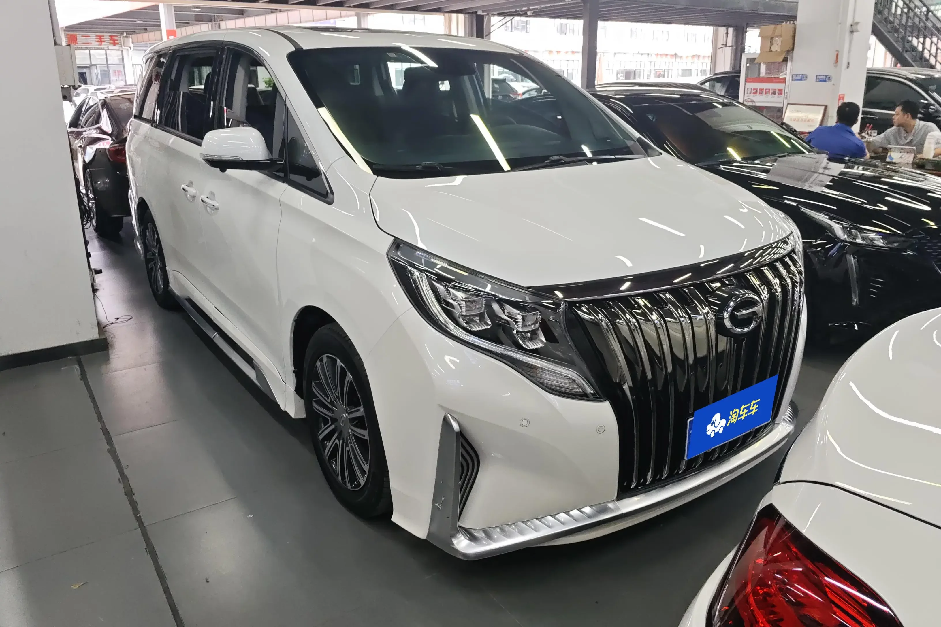 GAC Trumpchi M8