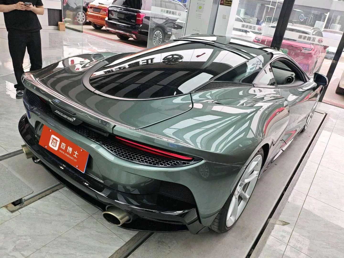 McLaren GT  из Китая