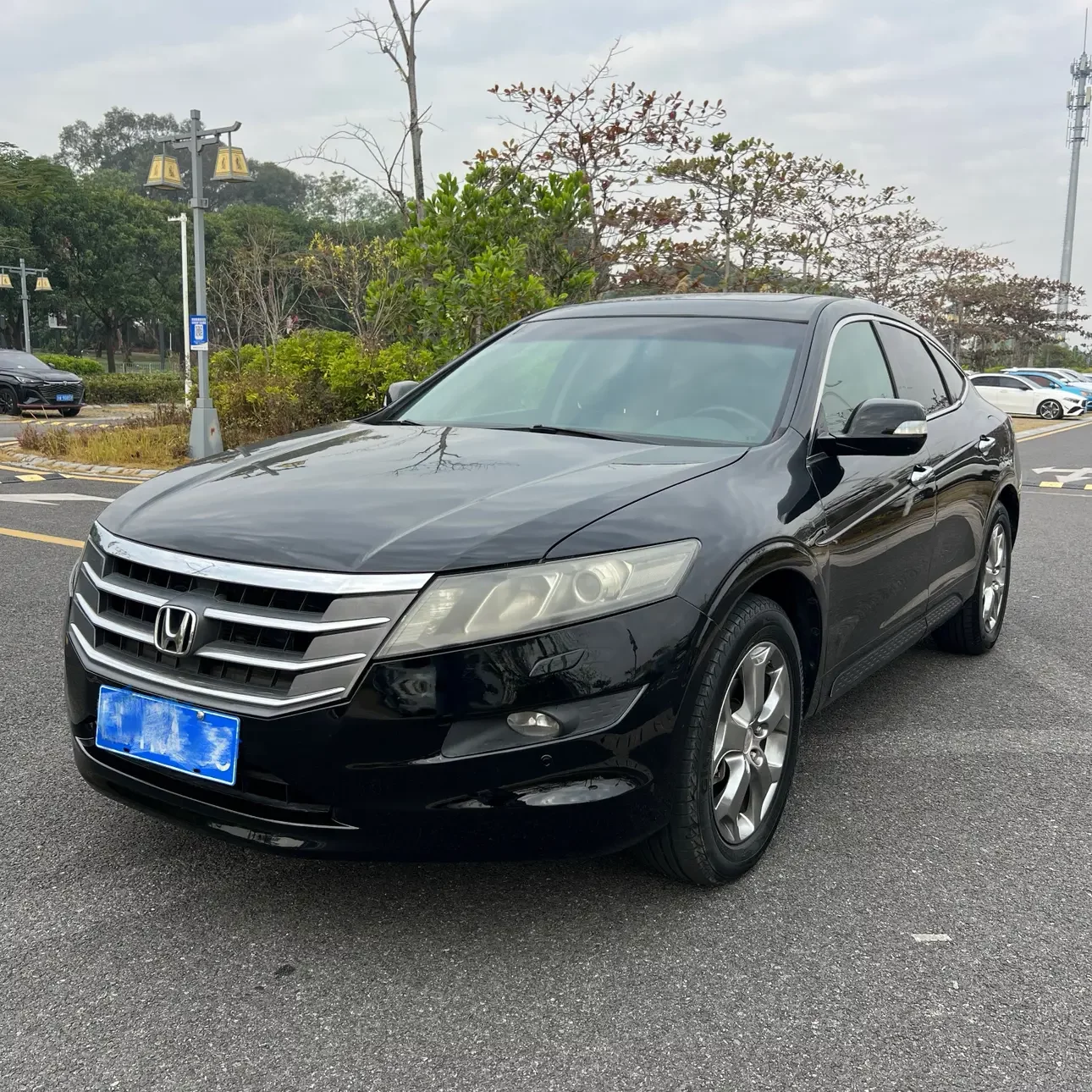 Honda Songs and poems  из Китая