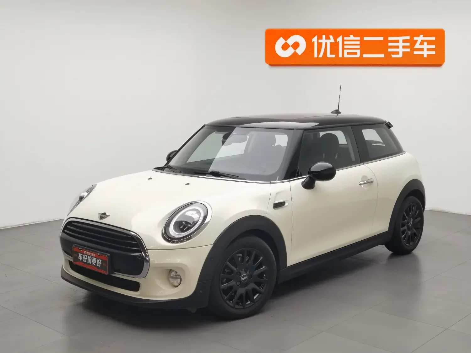 MINI MINI 2019
