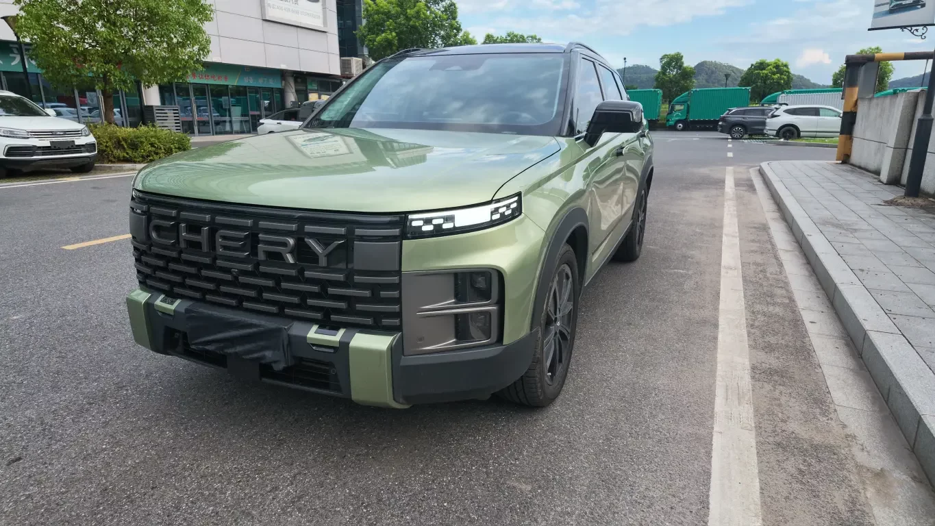 Chery Explore 06  из Китая