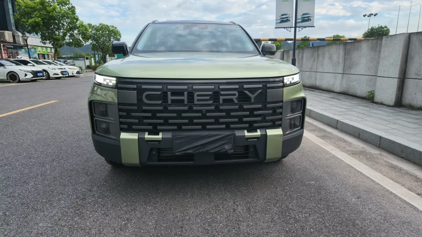 Chery Explore 06  из Китая