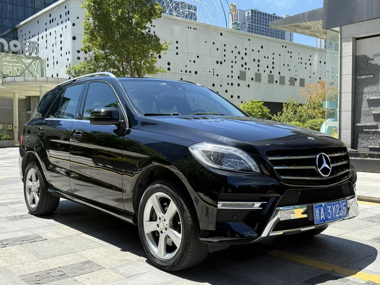 Mercedes-Benz M Class