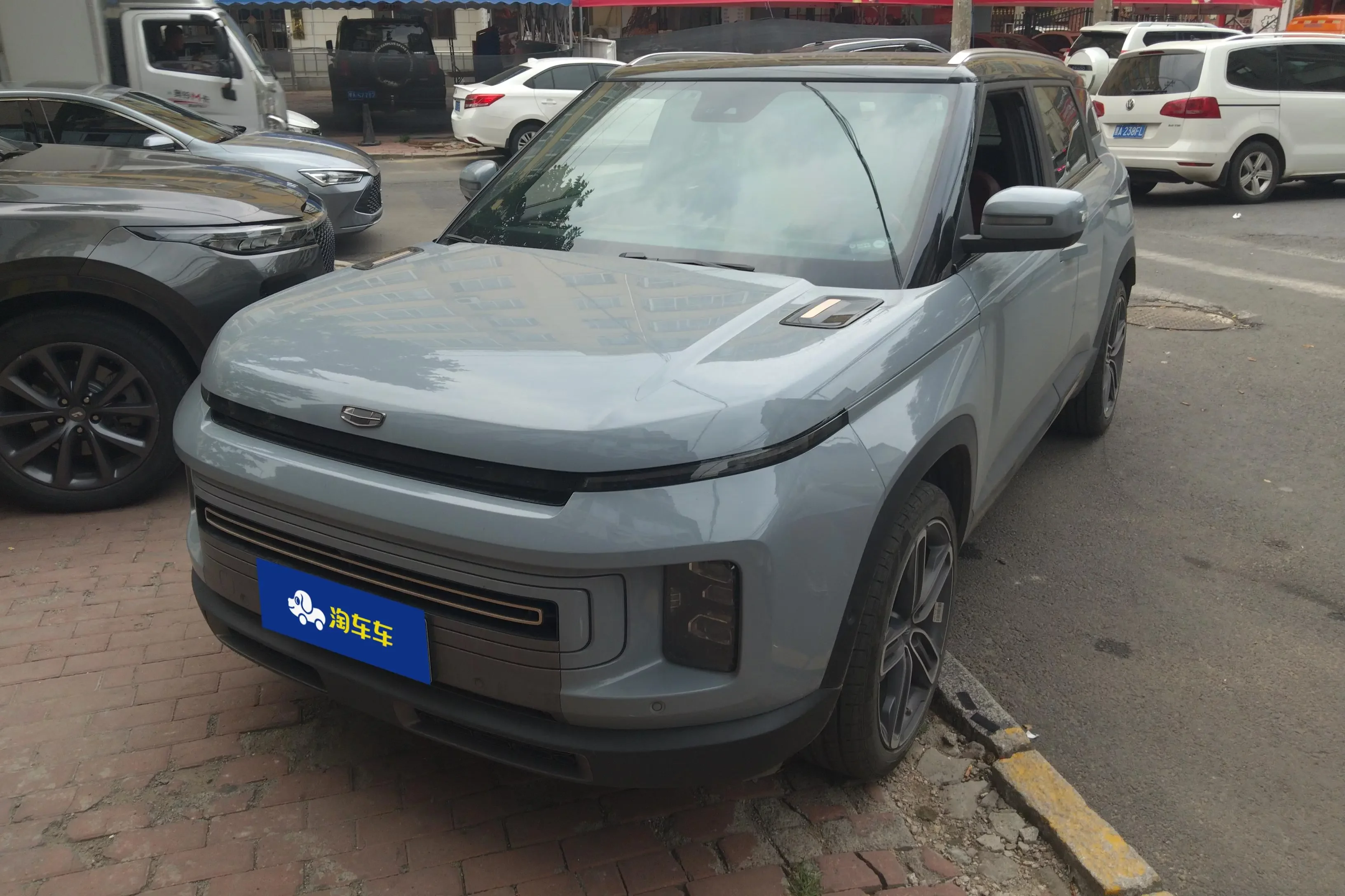 Geely ICON  из Китая