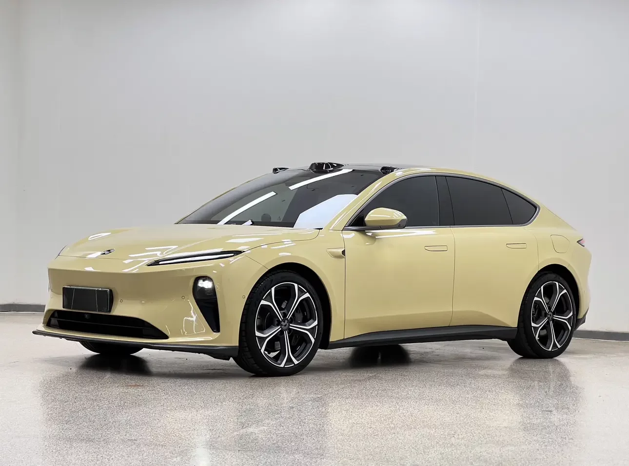 NIO ET5