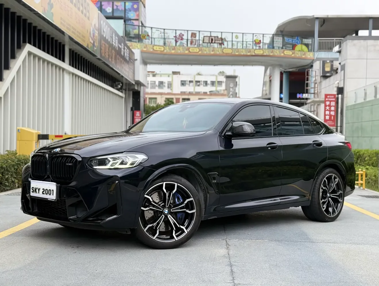 BMW X4 M  из Китая