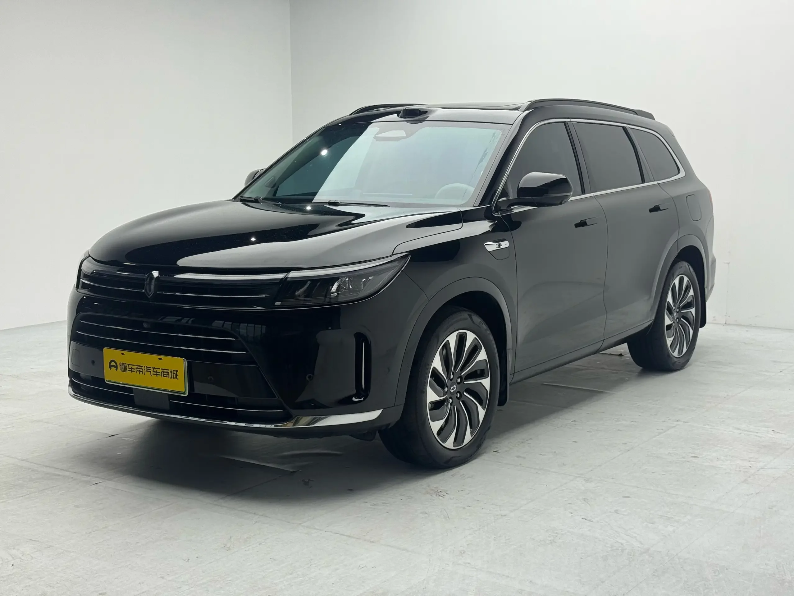 AITO M7
