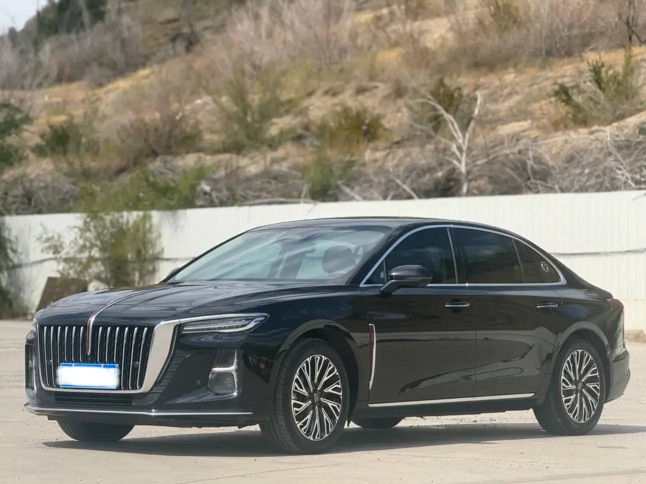 Hongqi H5