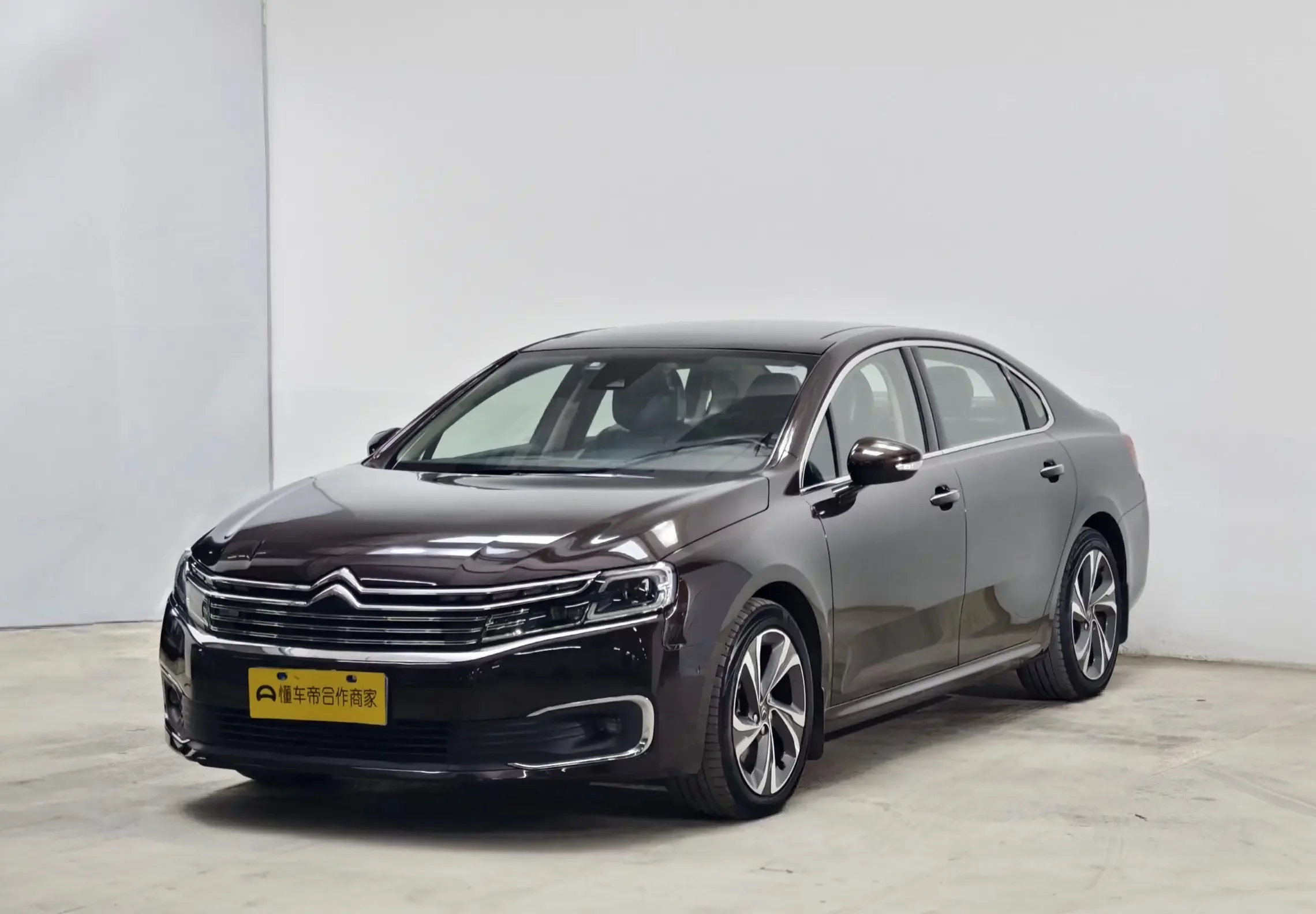 Citroën Citroen C6  из Китая