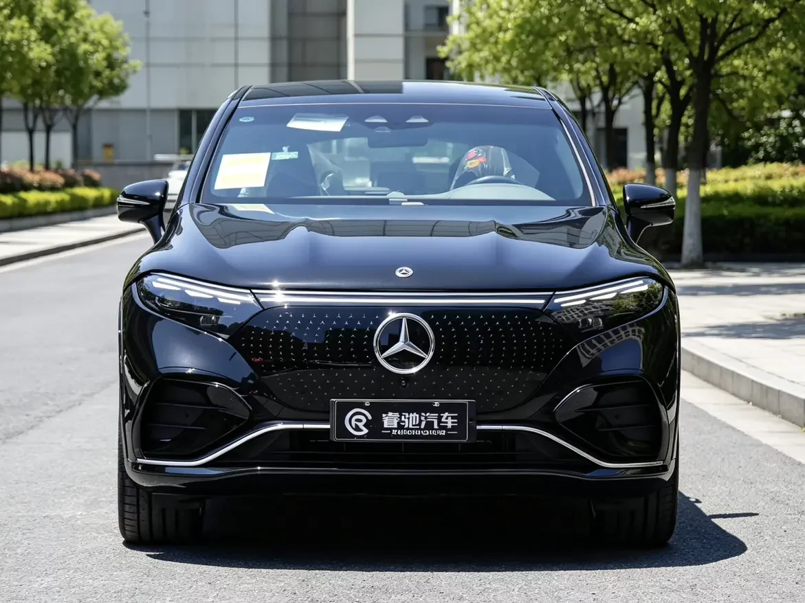 Mercedes-Benz EQS SUV