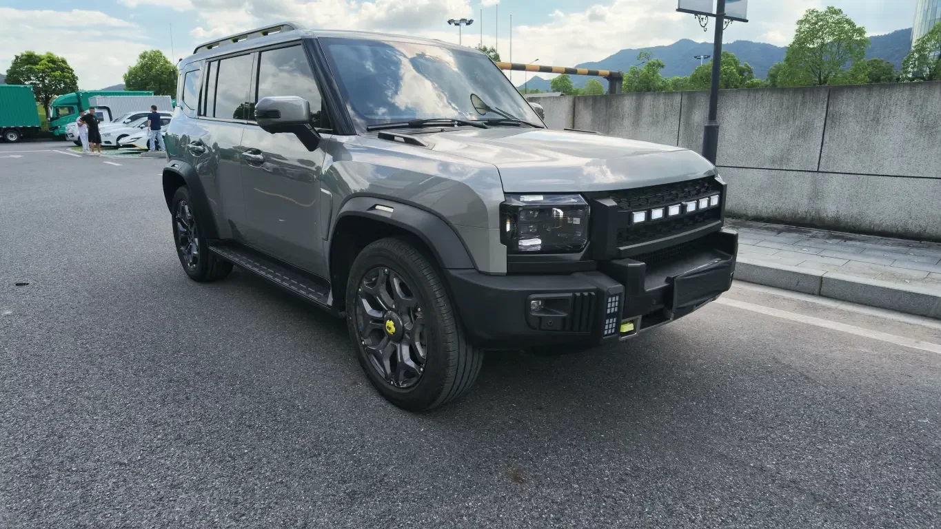Jietu Shanhai Jetour Traveler C-DM