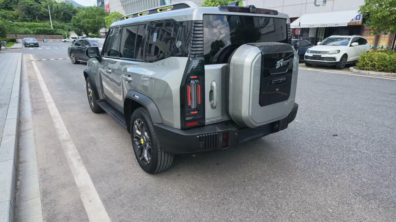 Jietu Shanhai Jetour Traveler C-DM