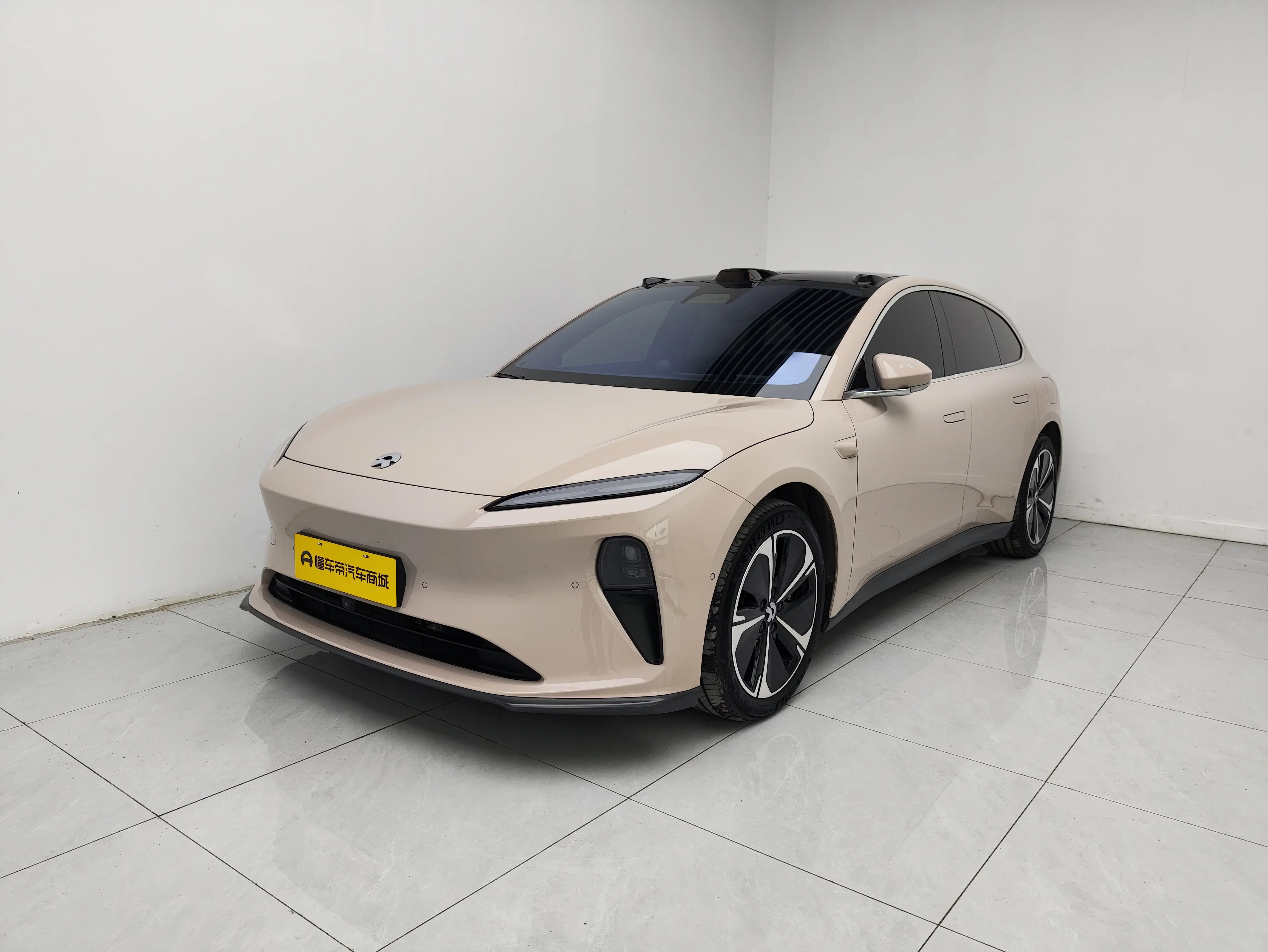 NIO ET5T