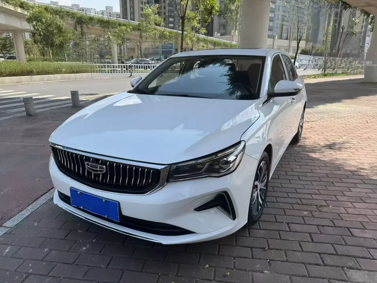 Geely emgrand