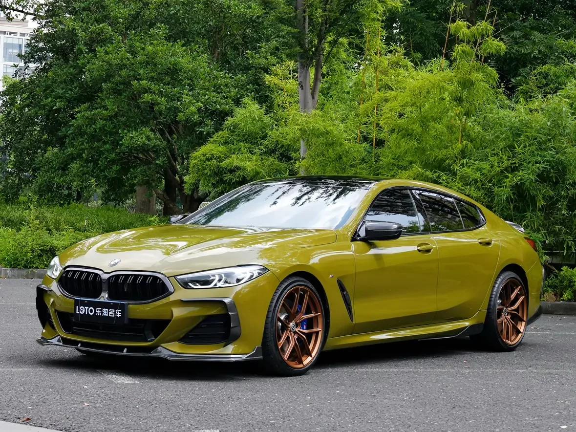 BMW 8 Series  из Китая