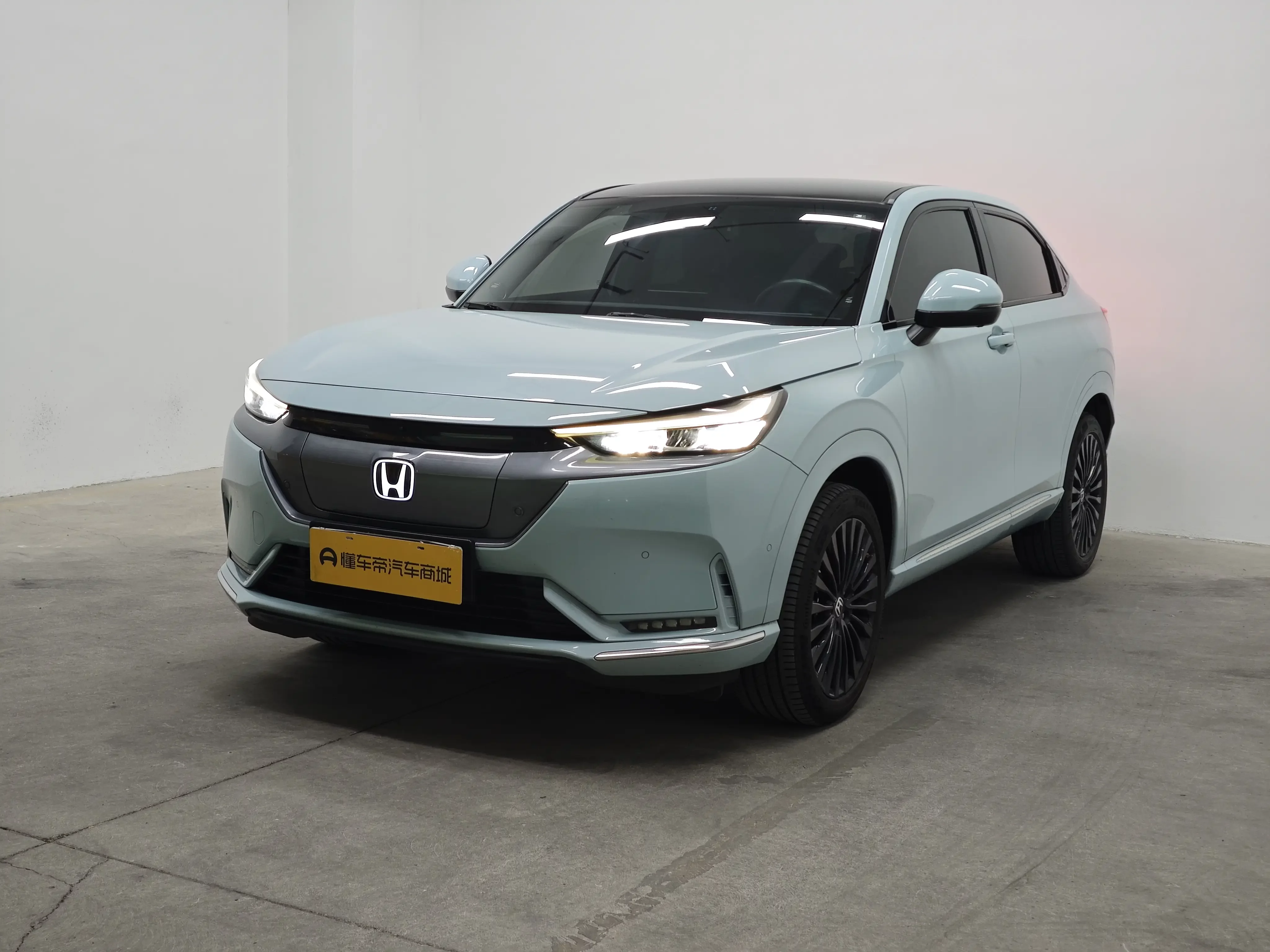 Honda e:NP1 Ji Pai 1  из Китая
