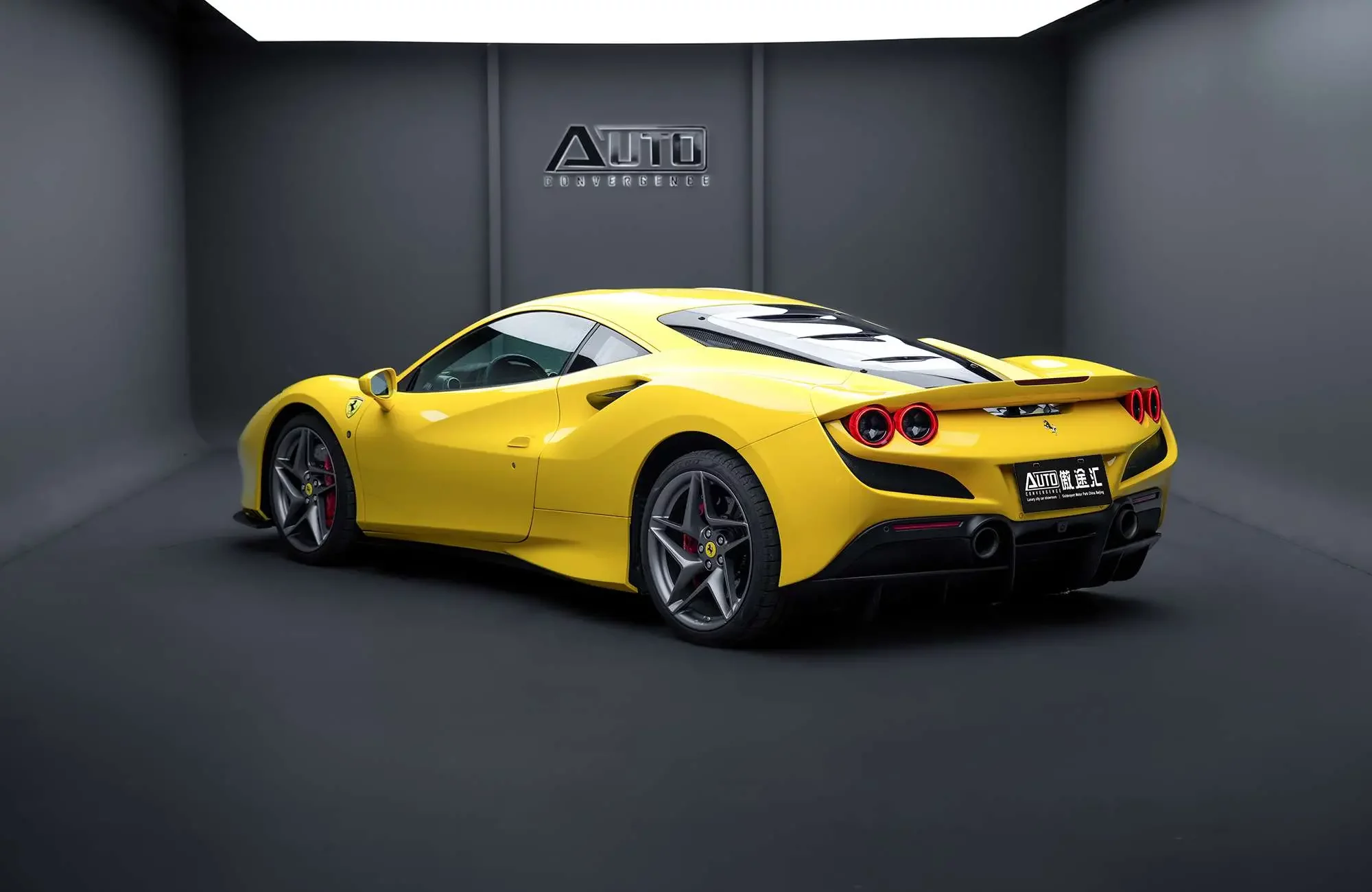Ferrari F8